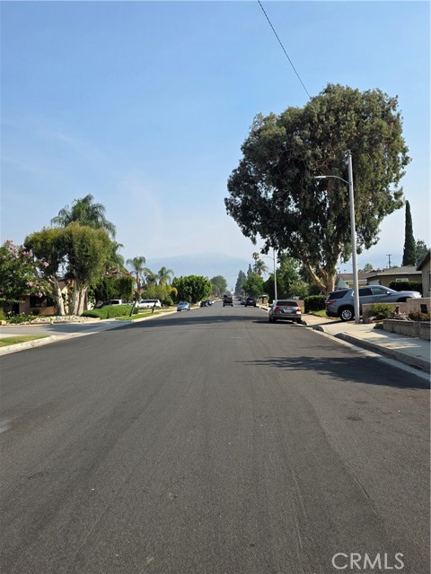 10243 Fremont Avenue, Montclair CA: https://media.crmls.org/medias/aace6561-bf3f-4a5f-a74c-82af6ae0f0a3.jpg