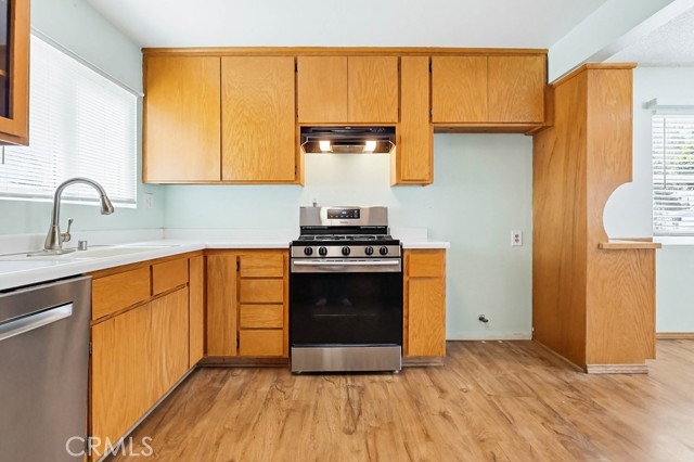 Image 18 of 75 For 5812 Graywood