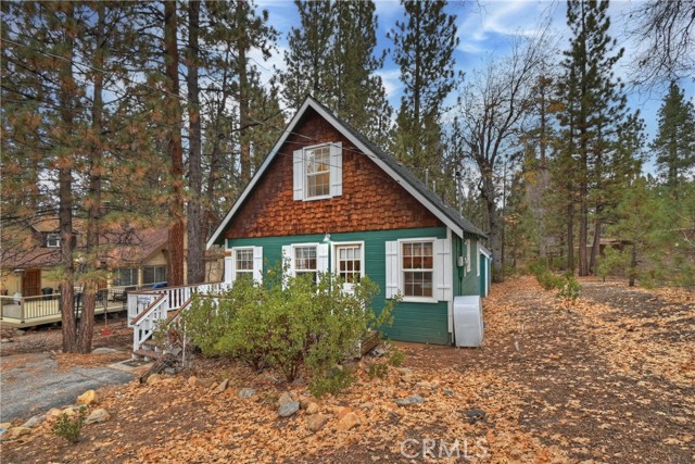 Detail Gallery Image 4 of 33 For 41496 Oak, Big Bear Lake,  CA 92315 - 2 Beds | 1/1 Baths