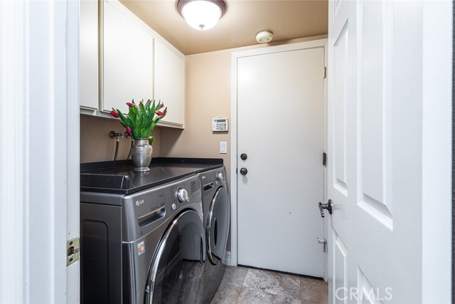 Detail Gallery Image 17 of 38 For 595 S Avenida Faro, Anaheim Hills,  CA 92807 - 4 Beds | 2/1 Baths