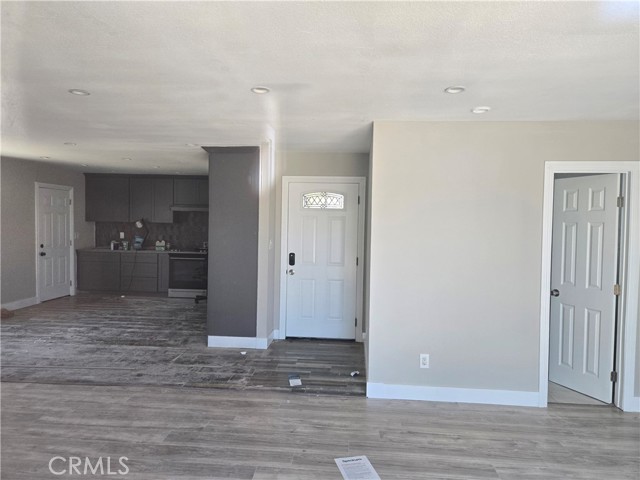 7771 La Corona Way, Buena Park CA: https://media.crmls.org/medias/aad01eb9-893e-4b6a-93a0-c0db48fc739d.jpg