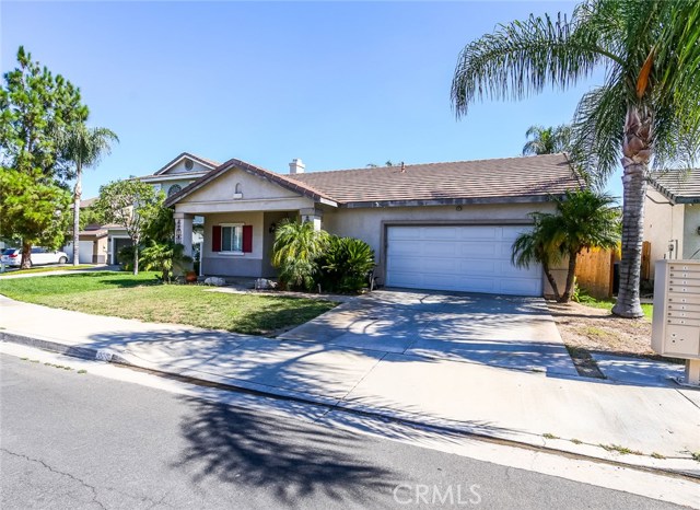 5588 Applecross Dr, Riverside, CA 92507