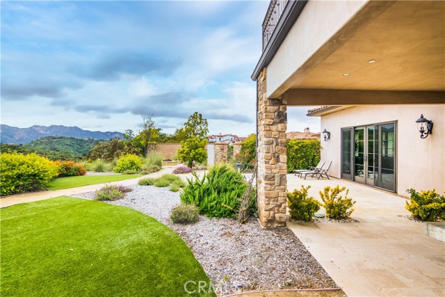 1620 Luse Tank Road, Topanga CA: https://media.crmls.org/medias/aad0eae5-67b8-492c-8655-0e3df9b0a81d.jpg