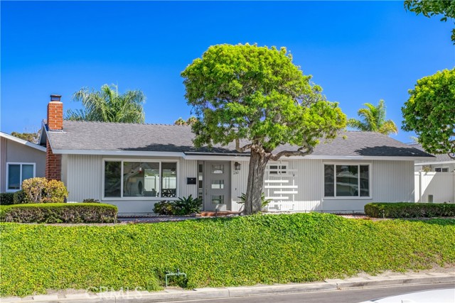 Detail Gallery Image 4 of 53 For 241 Monte Vista #4,  San Clemente,  CA 92672 - 2 Beds | 2 Baths