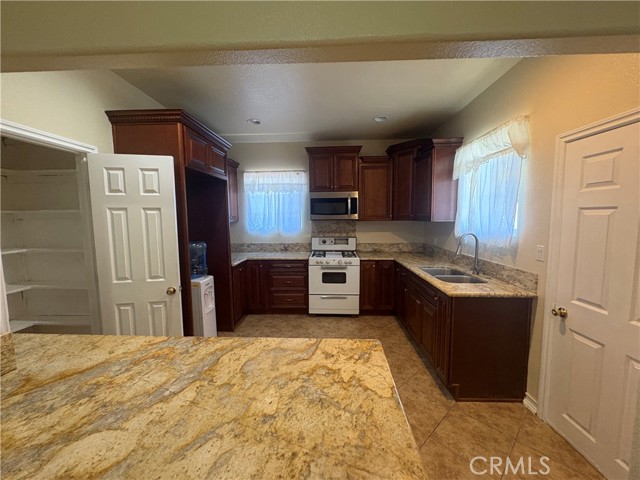 Detail Gallery Image 21 of 55 For 3395 Franklin Ave, Riverside,  CA 92507 - 3 Beds | 2 Baths