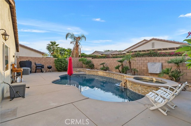 Detail Gallery Image 3 of 18 For 42813 Della Pl, Indio,  CA 92203 - 3 Beds | 2 Baths