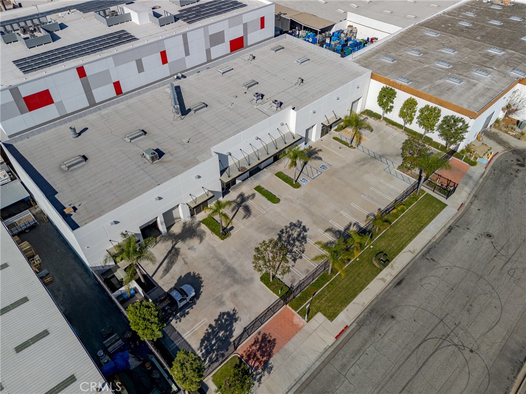 MLS #OC26029418 image #1