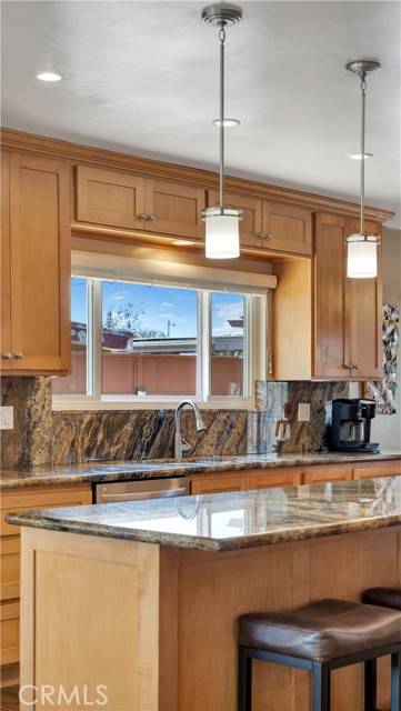 5215 E Monlaco Road, Long Beach CA: https://media.crmls.org/medias/aad22845-871e-49d8-a1e3-5533a0c8a97d.jpg