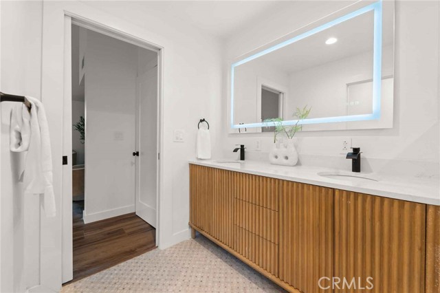 4817 Macafee Road, Torrance CA: https://media.crmls.org/medias/aad2adea-e669-4c6c-9aa9-8aa1c727cd9b.jpg