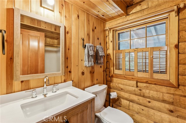 695 Buckingham, Lake Arrowhead, CA 92352