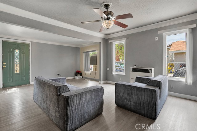 Detail Gallery Image 6 of 30 For 1317 Clay St, Redlands,  CA 92374 - 2 Beds | 2 Baths