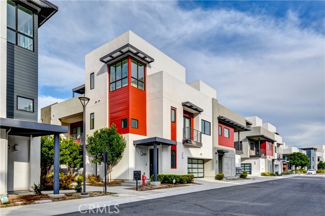 Front Image Thumbnail for CRPW25268755