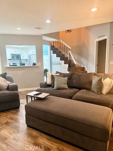 Detail Gallery Image 6 of 15 For 2311 S Mira Ct #131,  Anaheim,  CA 92802 - 3 Beds | 2/1 Baths