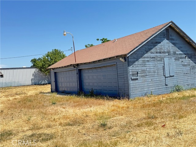 1250 E Childs Avenue, Merced CA: https://media.crmls.org/medias/aad5cfda-c105-41e6-9c90-75059fe88f31.jpg