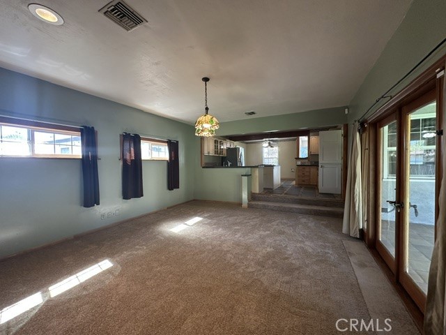 6724 Jumilla Avenue photo 11