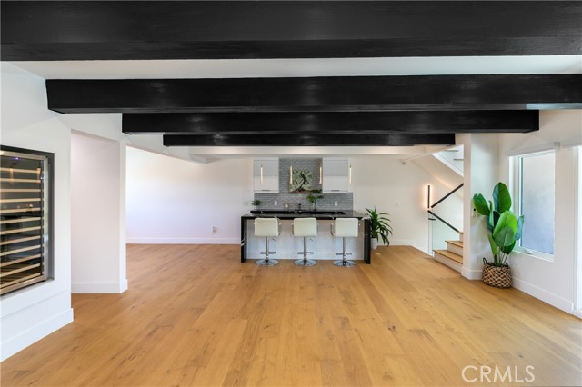4651 Los Patos Avenue, Huntington Beach CA: https://media.crmls.org/medias/aad6b3cf-6940-4bb4-81e6-fd53bbbf33d2.jpg
