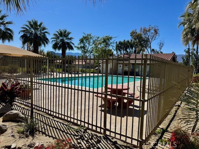 Detail Gallery Image 40 of 47 For 303 Tava Ln, Palm Desert,  CA 92211 - 3 Beds | 2 Baths