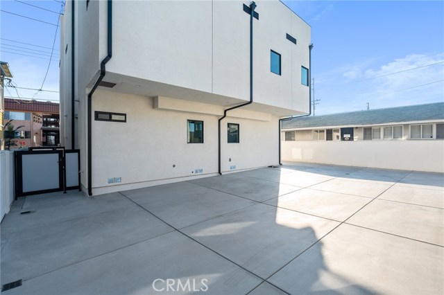 2321 Vanderbilt Lane, Redondo Beach, California 90278, 6 Bedrooms Bedrooms, ,2 BathroomsBathrooms,Residential,Sold,Vanderbilt,CV20231019