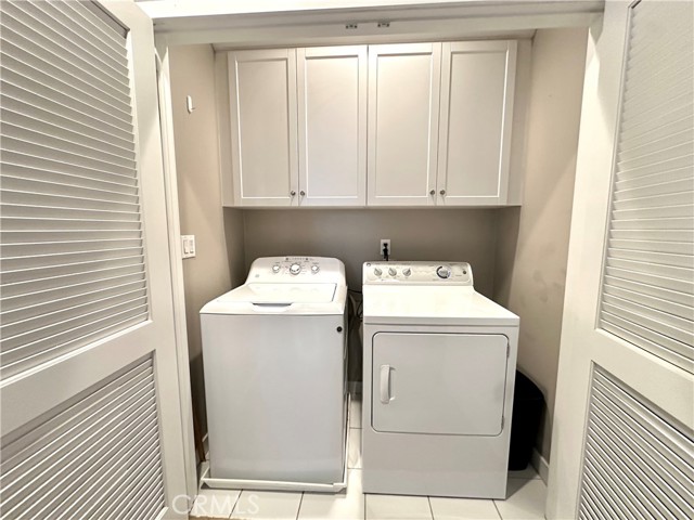 912 N Alameda Avenue, Azusa CA: https://media.crmls.org/medias/aad75e77-2f9c-4df4-b38e-a8a26e842dd3.jpg