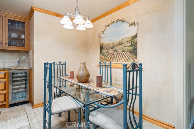 Detail Gallery Image 7 of 22 For 3665 E 1st #202,  Long Beach,  CA 90803 - 2 Beds | 2 Baths