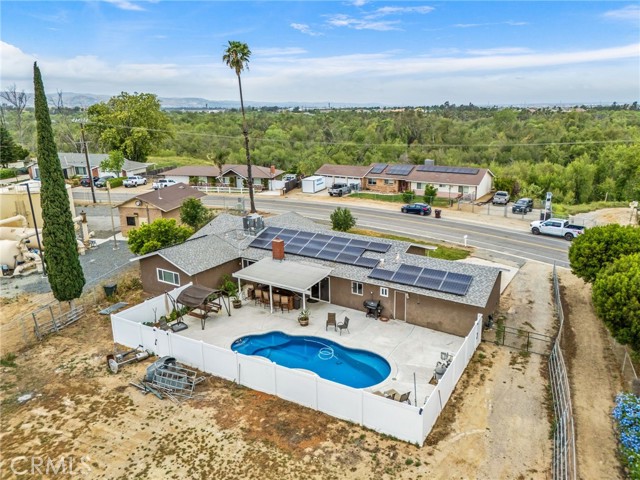 Detail Gallery Image 56 of 74 For 3998 Bluff, Norco,  CA 92860 - 4 Beds | 2/1 Baths