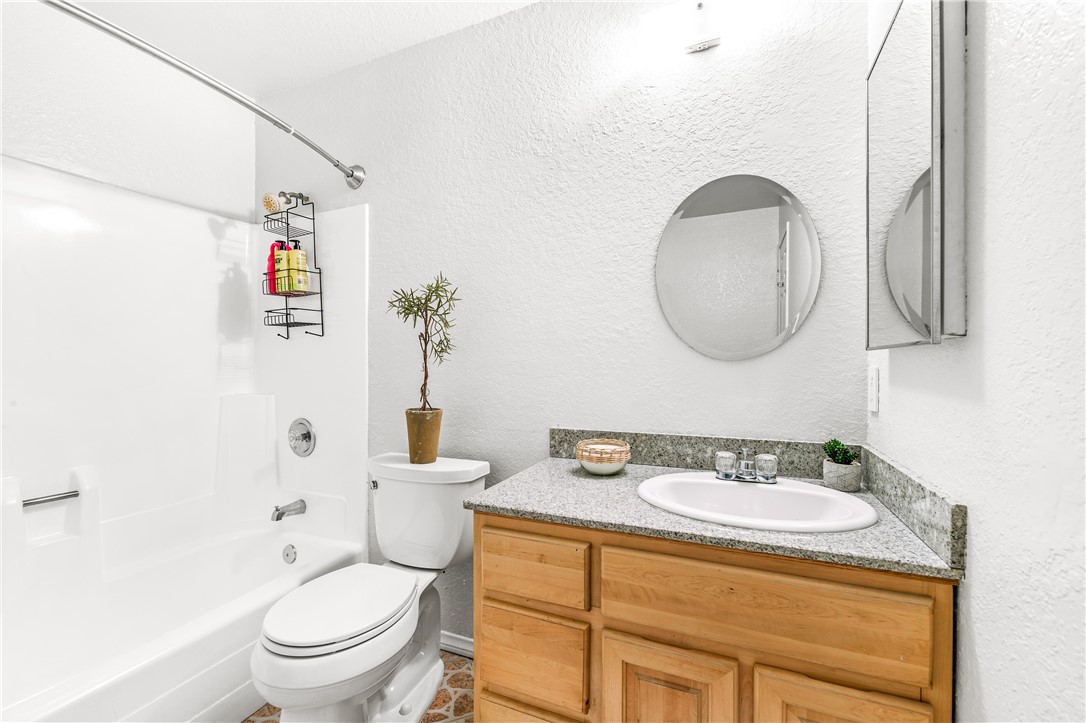 Detail Gallery Image 41 of 46 For 543 W Wilson St #6,  Costa Mesa,  CA 92627 - 2 Beds | 2/1 Baths