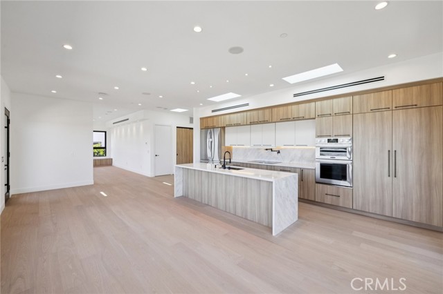 Detail Gallery Image 19 of 57 For 5280 Sanchez, Los Angeles,  CA 90008 - 4 Beds | 4 Baths