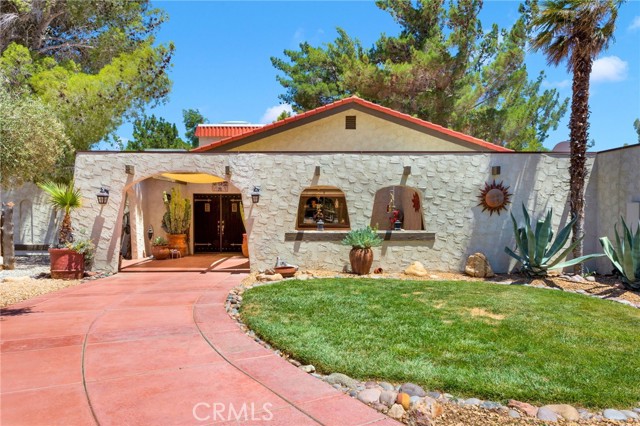 6375 Arrowhead Lake Road, Hesperia CA: https://media.crmls.org/medias/aada30da-5dcb-49d2-94c9-bb3b80bed835.jpg