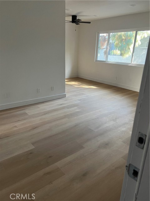 Detail Gallery Image 6 of 12 For 14805 Chase St #224,  Panorama City,  CA 91402 - 2 Beds | 1 Baths