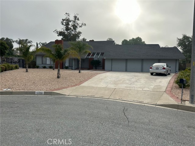 MLS# IV23088886