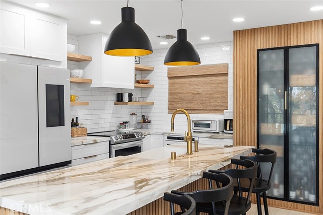 Detail Gallery Image 1 of 28 For 3336 Punta Alta 3d,  Laguna Woods,  CA 92637 - 2 Beds | 2 Baths