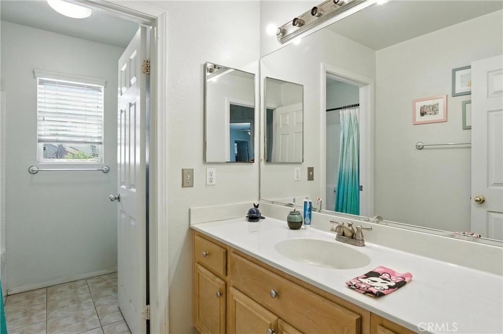 MLS #IV25153304 img 23