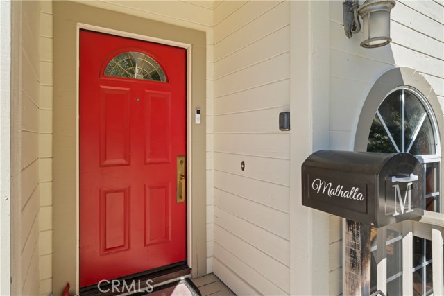 Detail Gallery Image 16 of 58 For 1230 Brentwood Dr, Lake Arrowhead,  CA 92352 - 3 Beds | 2/1 Baths