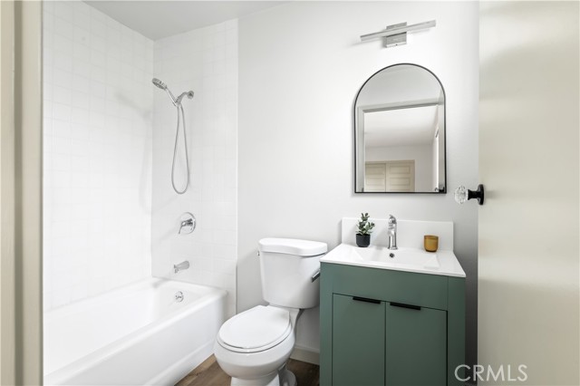 1030 Echo Park Avenue, Los Angeles CA: https://media.crmls.org/medias/aadc765f-7479-4792-9508-1a0a1731b8a7.jpg