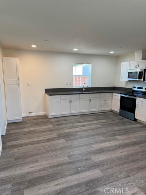 Detail Gallery Image 11 of 24 For 1702 Kippy Dr, Colton,  CA 92324 - 2 Beds | 1 Baths