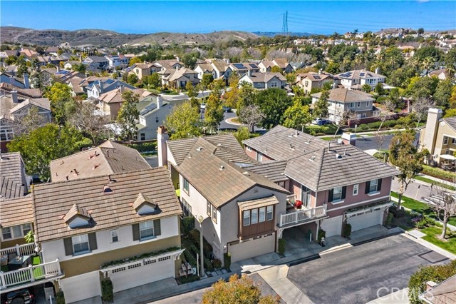 26 Tuberose Street, Ladera Ranch CA: https://media.crmls.org/medias/aadd6050-d101-4bf6-9d08-d7bf0c2f029d.jpg