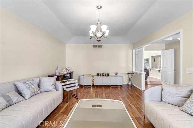 Detail Gallery Image 9 of 57 For 2436 Trevor Ct, Madera,  CA 93637 - 5 Beds | 3 Baths