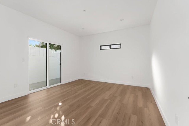 Detail Gallery Image 5 of 22 For 19952 1/2 Archwood St, Winnetka,  CA 91306 - 1 Beds | 1 Baths