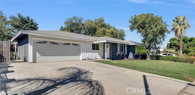 5364 NICHOLS, Riverside CA: https://media.crmls.org/medias/aadfa77b-bc27-435e-aae4-109c6e18ed51.jpg