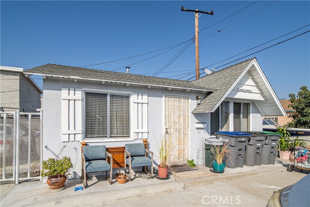This is the other rental unit - it has the exact same design - just flipped from the front house.