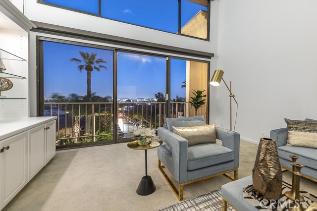 Detail Gallery Image 8 of 45 For 8455 Fountain Ave #406,  West Hollywood,  CA 90069 - 2 Beds | 2 Baths