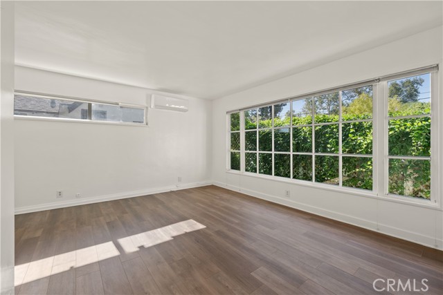 743 Harvard Avenue, Claremont CA: https://media.crmls.org/medias/aae019c9-a486-4269-ade8-e51a67b6884e.jpg