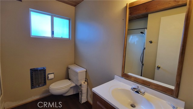 Detail Gallery Image 8 of 16 For 1933 Willow Dr, Running Springs,  CA 92382 - 3 Beds | 2 Baths