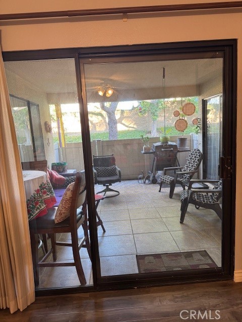 Detail Gallery Image 5 of 26 For 13116 La Jolla Cir, La Mirada,  CA 90638 - 2 Beds | 2 Baths