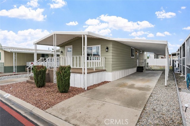 Detail Gallery Image 5 of 32 For 200 W San Bernardino Ave #19,  Rialto,  CA 92376 - 2 Beds | 2 Baths