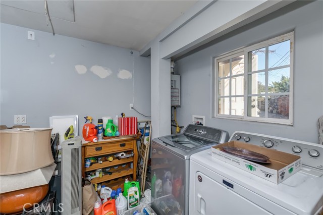 Detail Gallery Image 39 of 39 For 814 Kellogg, Glendale,  CA 91202 - 3 Beds | 2 Baths