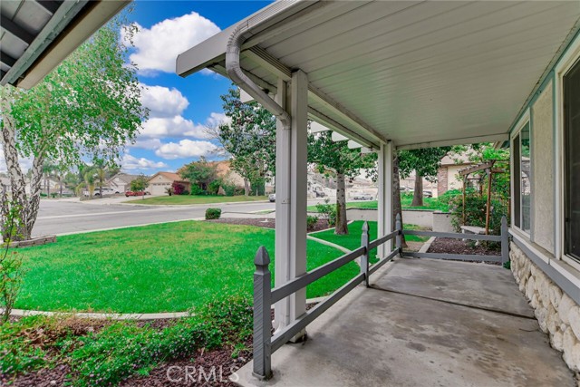 Detail Gallery Image 4 of 42 For 3501 N Tamarind Ave, Rialto,  CA 92377 - 4 Beds | 2 Baths