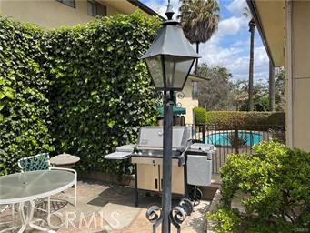945 S Orange Grove Boulevard, Pasadena CA: https://media.crmls.org/medias/aae388b4-ebe8-4cd1-a004-74760b05b8b2.jpg