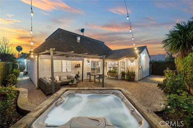 Detail Gallery Image 3 of 45 For 10763 El Centro Avenue, Fountain Valley,  CA 92708 - 5 Beds | 2/1 Baths