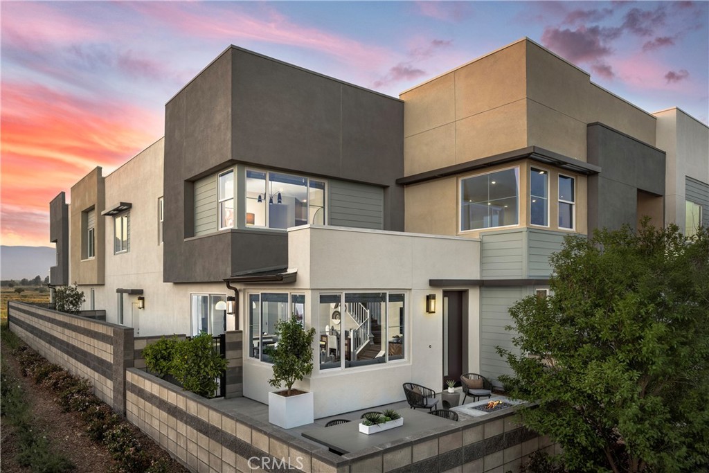 3660 S. Eichler Paseo #6